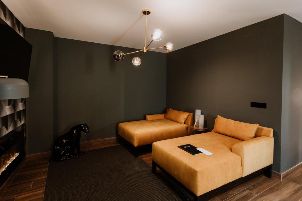 Apartamentos Boutique Heritage San Martin De Trevejo Luaran gambar