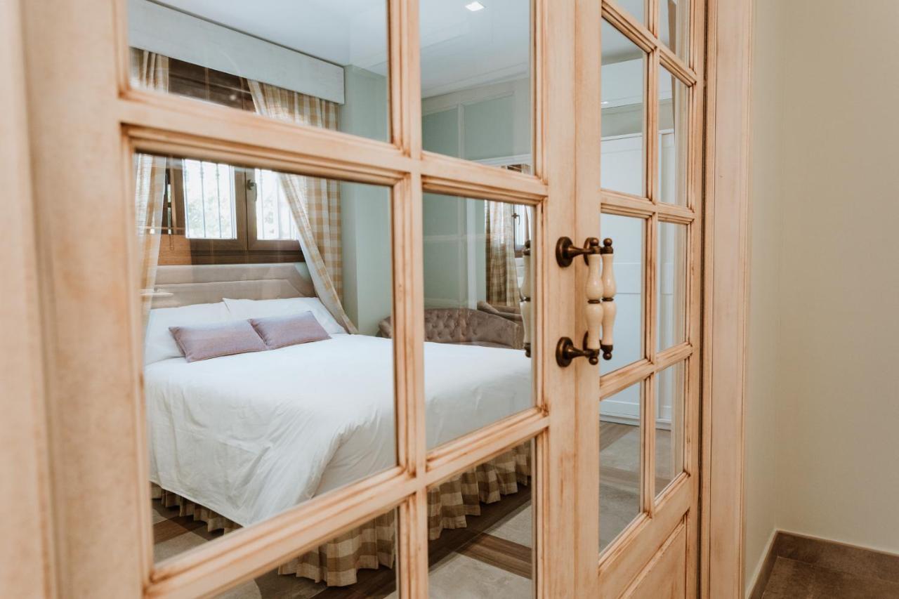 Apartamentos Boutique Heritage San Martin De Trevejo Luaran gambar