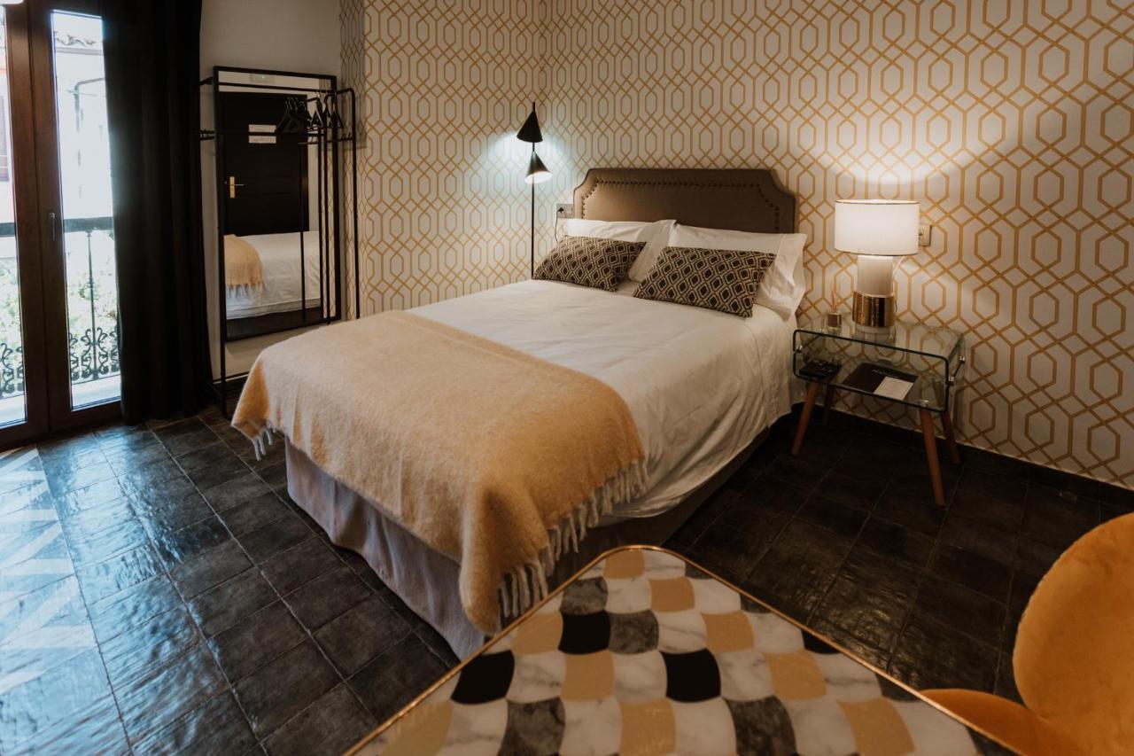 Apartamentos Boutique Heritage San Martin De Trevejo Luaran gambar