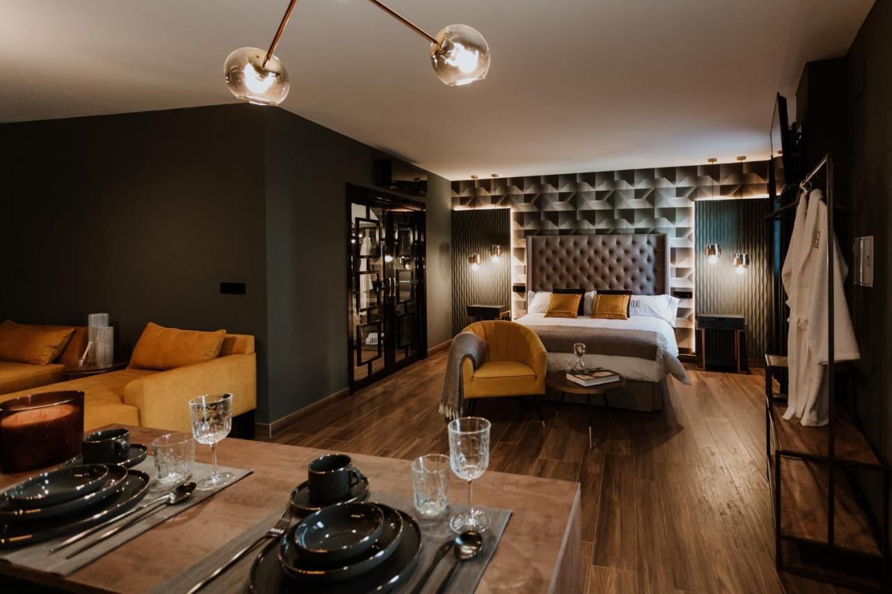 Apartamentos Boutique Heritage San Martin De Trevejo Luaran gambar